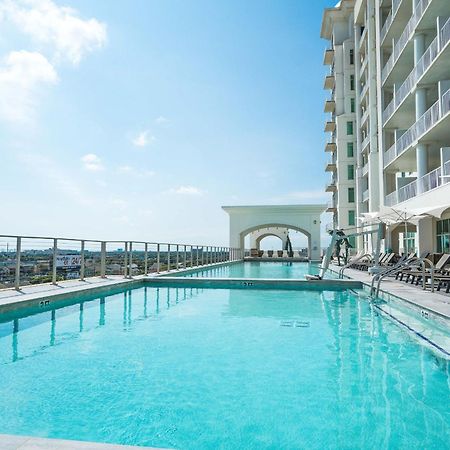 Sea It All Infinity Pool Ocean Views Steps From The Beach - A Perfect Romantic Getaway Leilighet Galveston Eksteriør bilde