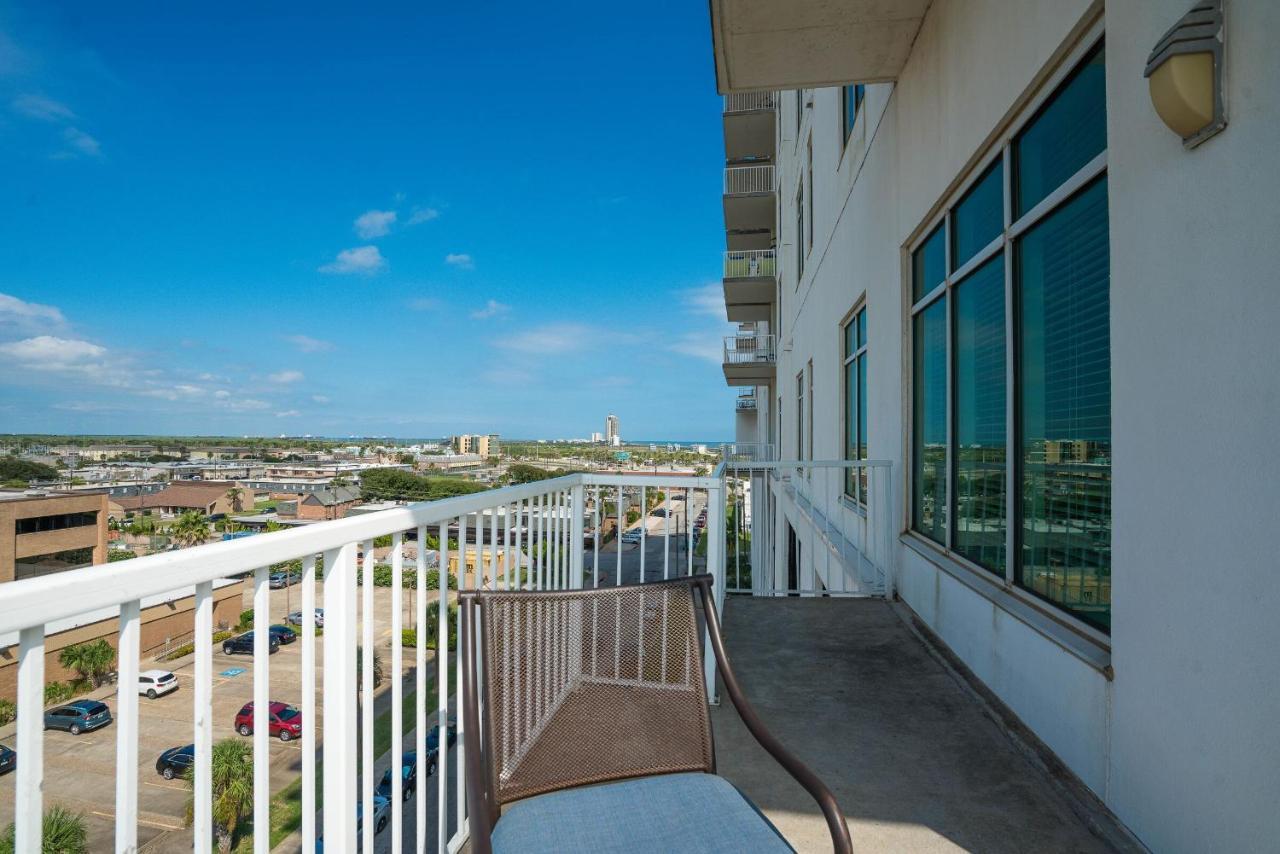 Sea It All Infinity Pool Ocean Views Steps From The Beach - A Perfect Romantic Getaway Leilighet Galveston Eksteriør bilde