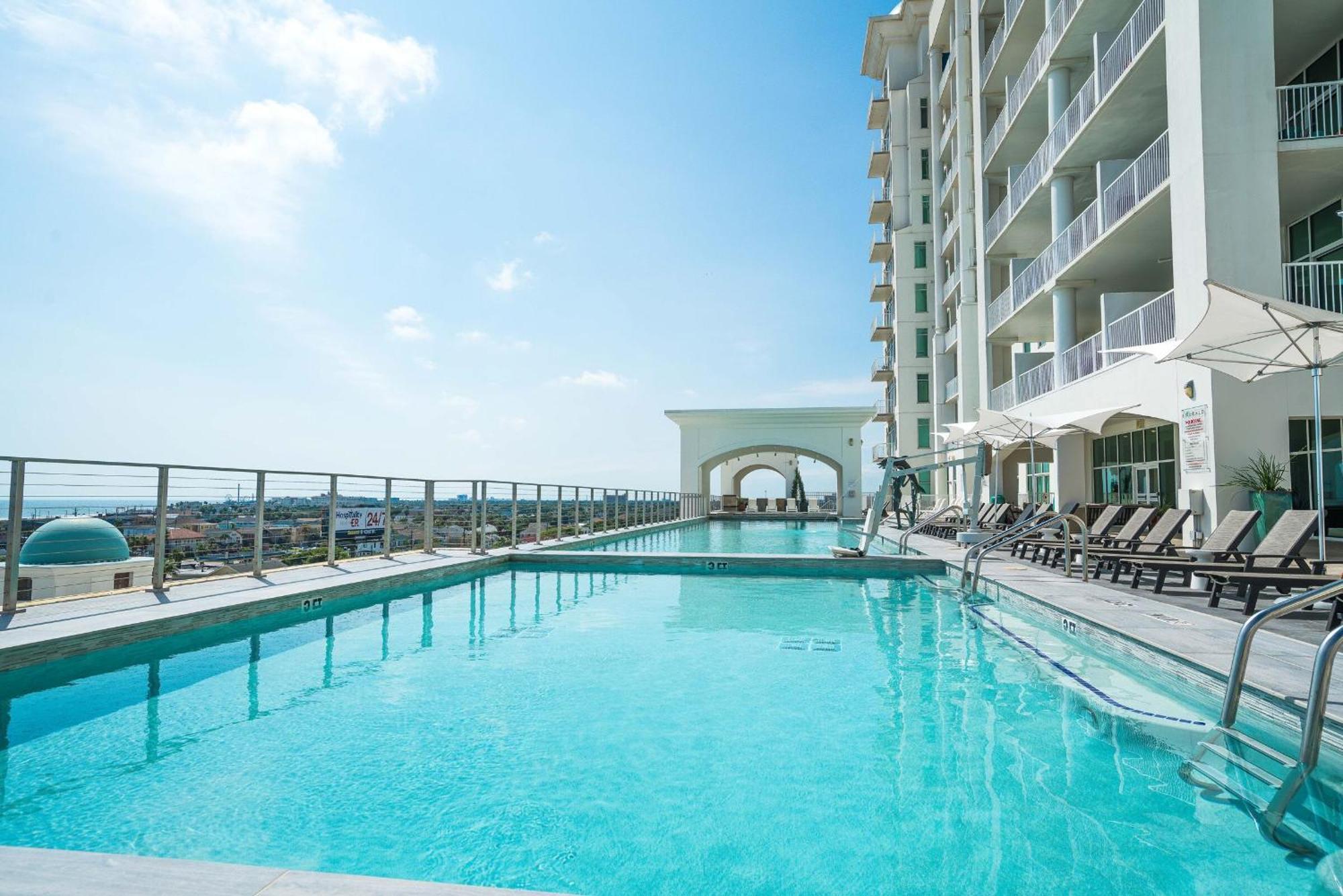 Sea It All Infinity Pool Ocean Views Steps From The Beach - A Perfect Romantic Getaway Leilighet Galveston Eksteriør bilde